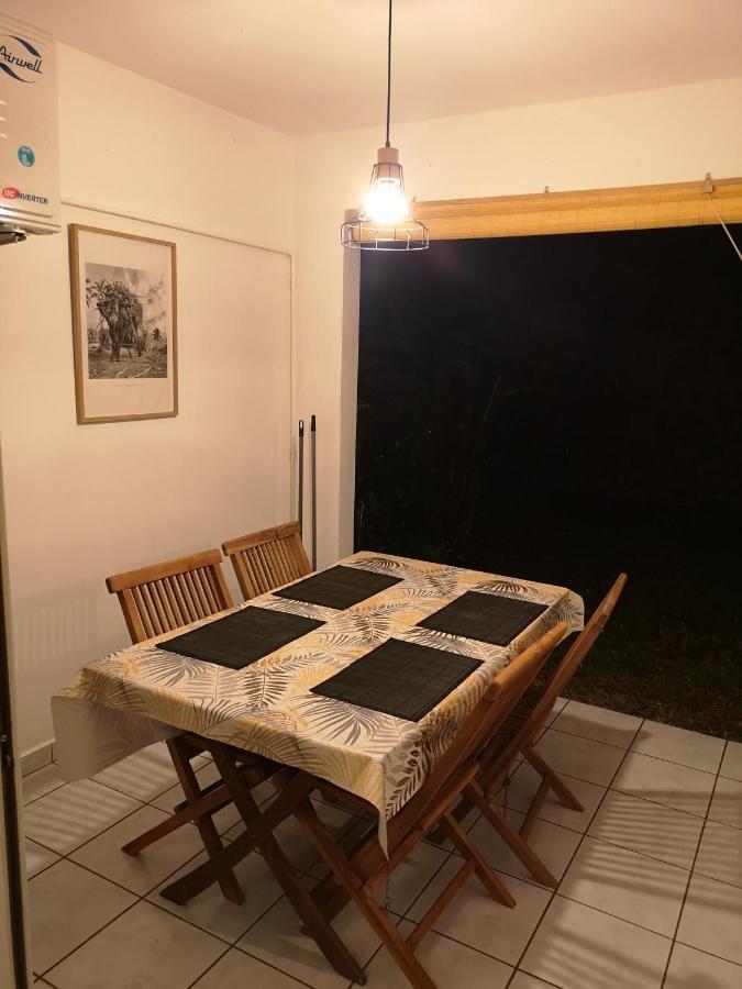 Superbe Appartement A 5Min De La Plage 2Min Du Chu Saint Pierre Ngoại thất bức ảnh